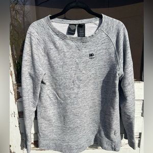 Harley Davidson women’s size large gray crewneck longsleeved sweatshirt logo